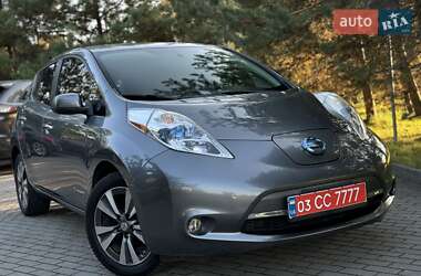 Хетчбек Nissan Leaf 2014 в 