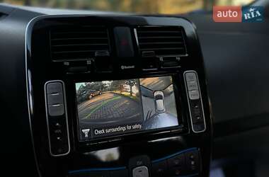 Хетчбек Nissan Leaf 2014 в 