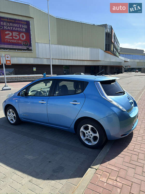 Хетчбек Nissan Leaf 2012 в Луцьку фото 4 Хетчбек Nissan Leaf 2012 в Луцьку