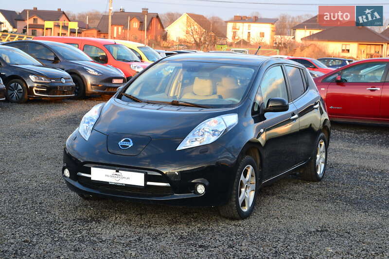 Хэтчбек Nissan Leaf 2012 в Луцке