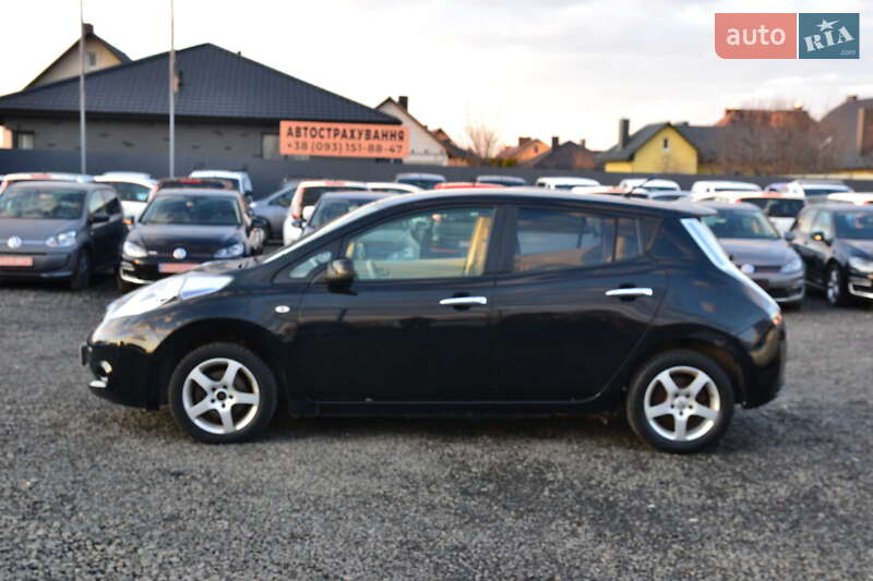 Хэтчбек Nissan Leaf 2012 в Луцке