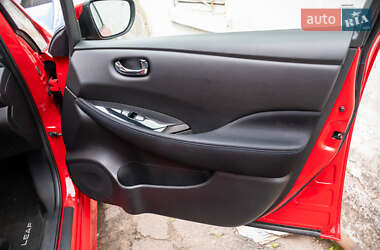 Хетчбек Nissan Leaf 2019 в 