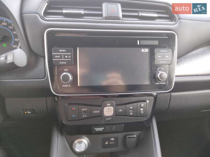 Хэтчбек Nissan Leaf 2019 в Львове