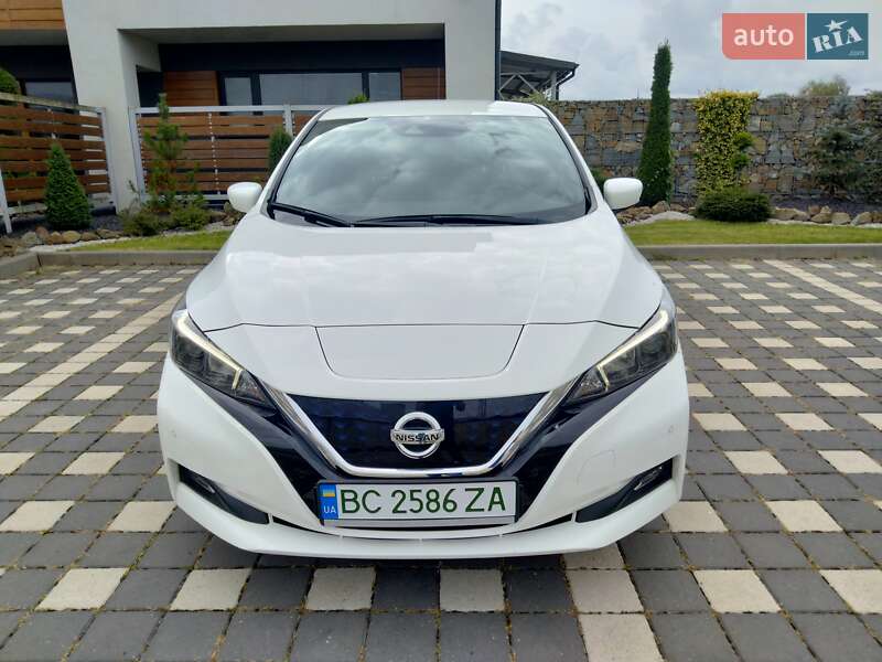 Хэтчбек Nissan Leaf 2019 в Львове