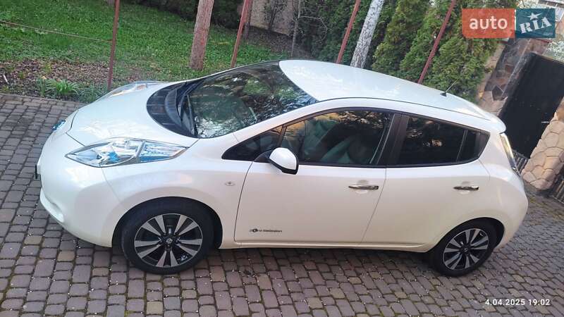 Nissan Leaf 2016