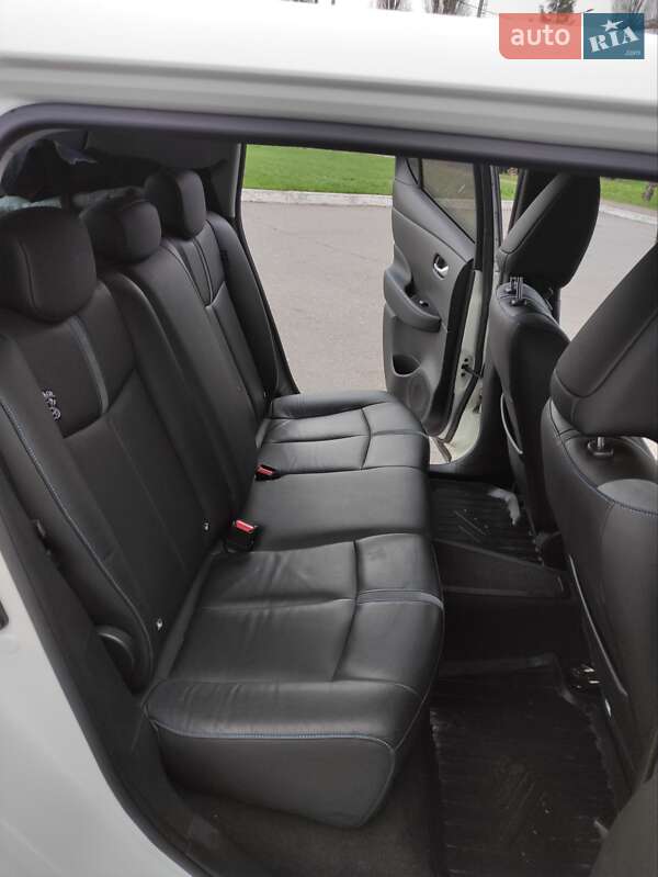 Хэтчбек Nissan Leaf 2019 в Кременчуге фото 15 Хэтчбек Nissan Leaf 2019 в Кременчуге