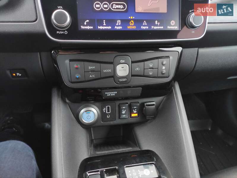 Хэтчбек Nissan Leaf 2019 в Кременчуге фото 25 Хэтчбек Nissan Leaf 2019 в Кременчуге