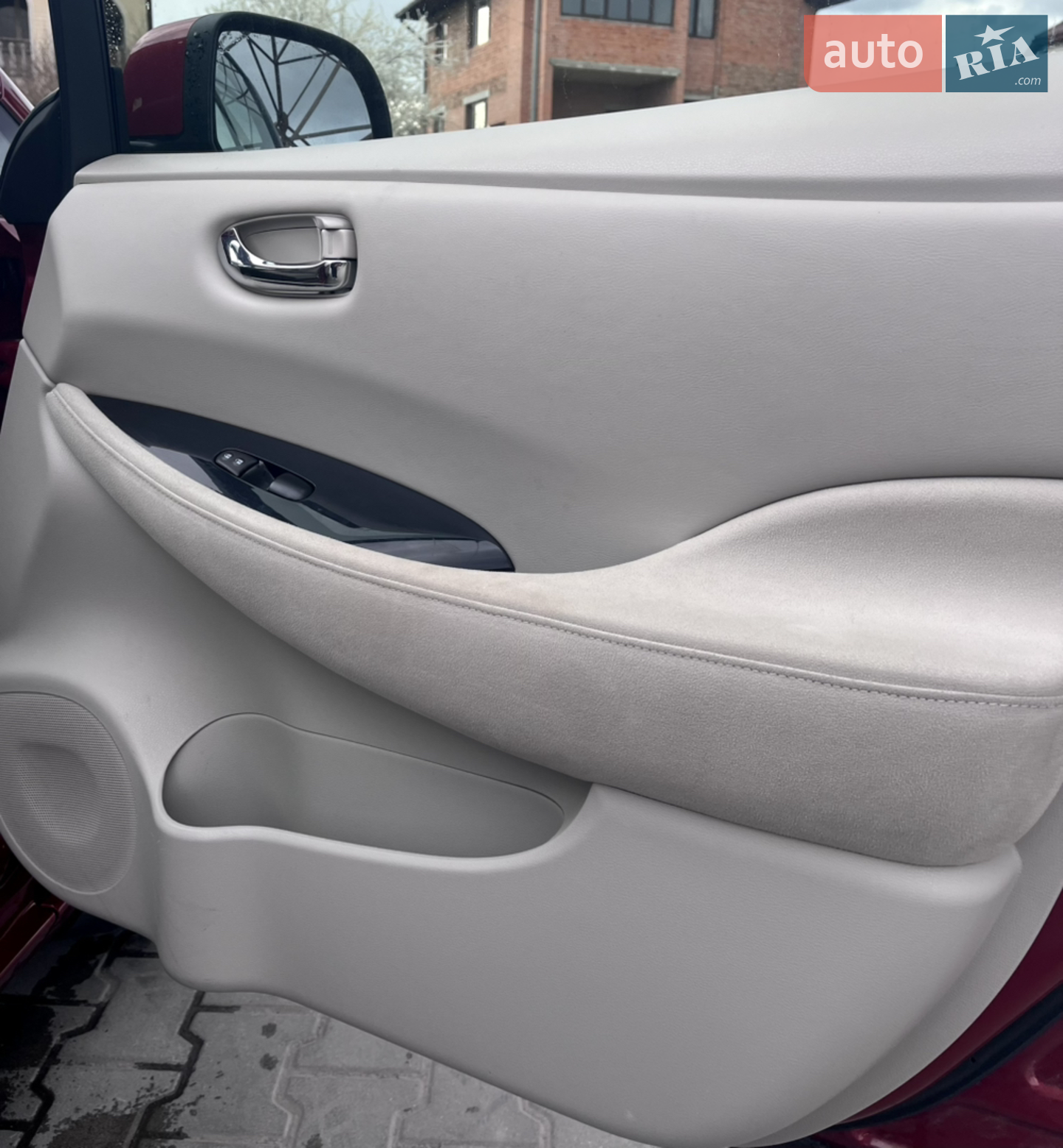 2012 Nissan Leaf - мініатюра 8
