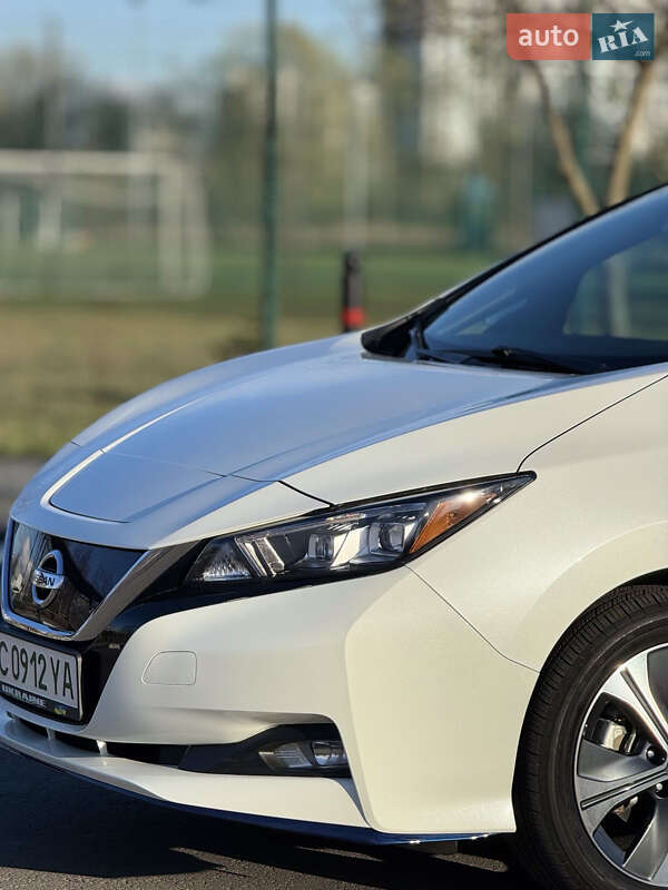 Хэтчбек Nissan Leaf 2020 в Ковеле