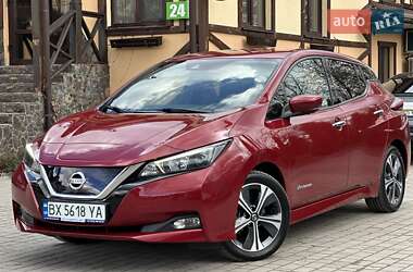 Хэтчбек Nissan Leaf 2018 в 