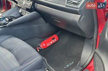 Хэтчбек Nissan Leaf 2018 в 