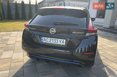 Хэтчбек Nissan Leaf 2018 в 