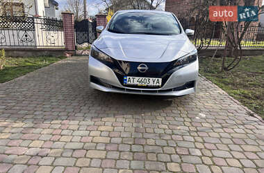 Хэтчбек Nissan Leaf 2023 в Калуше