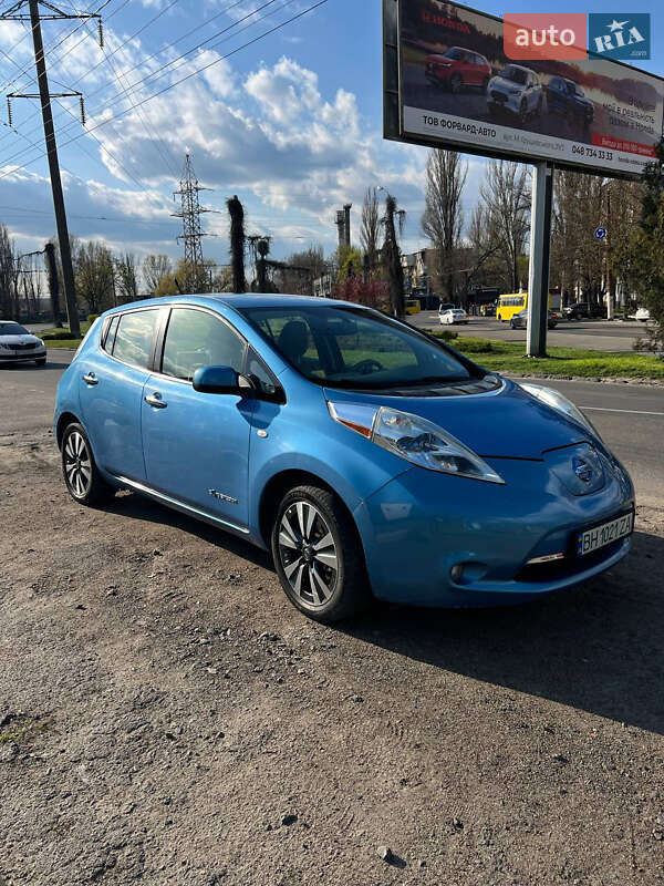 Nissan Leaf 2011