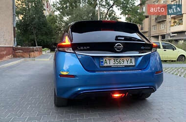 Хэтчбек Nissan Leaf 2019 в 