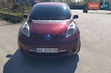 Хэтчбек Nissan Leaf 2017 в 