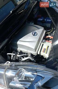 Хэтчбек Nissan Leaf 2013 в Одессе