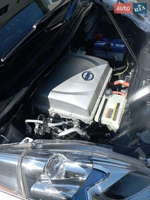 Хетчбек Nissan Leaf 2013 в Одесі фото 15 Хетчбек Nissan Leaf 2013 в Одесі