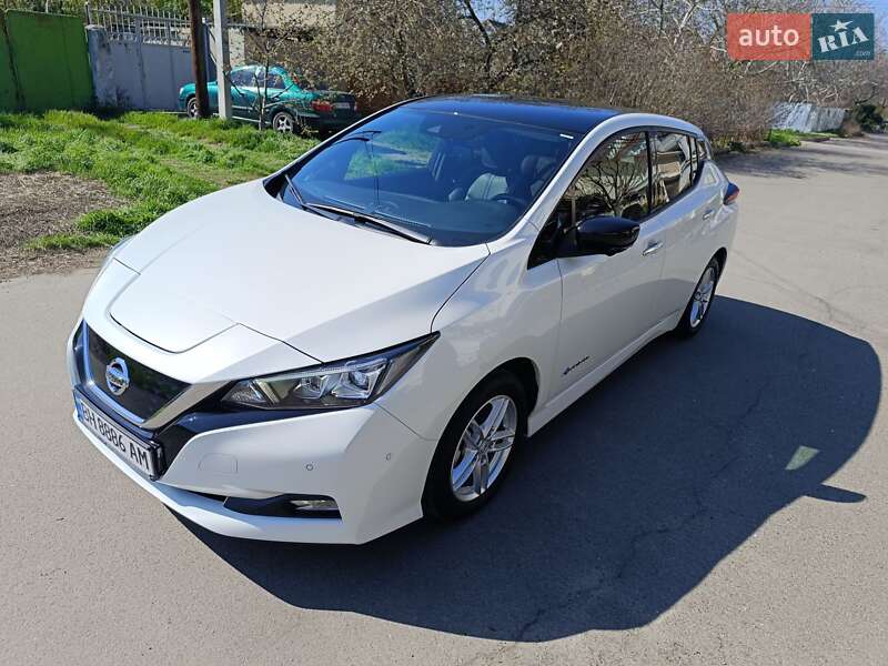 Хетчбек Nissan Leaf 2019 в Одесі фото 3 Хетчбек Nissan Leaf 2019 в Одесі