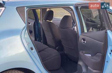 Хэтчбек Nissan Leaf 2014 в 