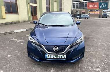 Хетчбек Nissan Leaf 2020 в 