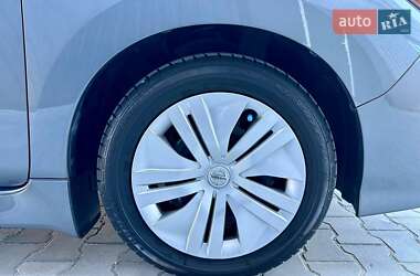 Хетчбек Nissan Leaf 2021 в 
