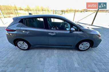Хетчбек Nissan Leaf 2021 в 