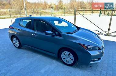 Хетчбек Nissan Leaf 2021 в 