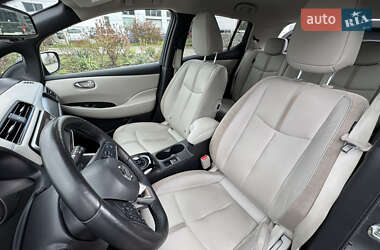 Хетчбек Nissan Leaf 2019 в 