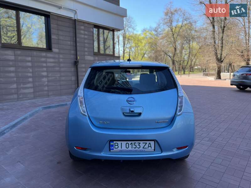 Хэтчбек Nissan Leaf 2015 в Кременчуге фото 7 Хэтчбек Nissan Leaf 2015 в Кременчуге