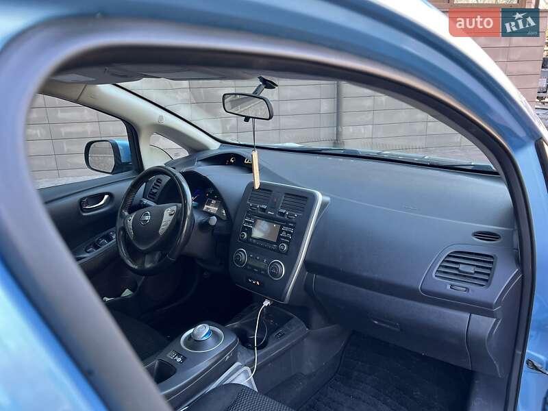 Хэтчбек Nissan Leaf 2015 в Кременчуге фото 19 Хэтчбек Nissan Leaf 2015 в Кременчуге