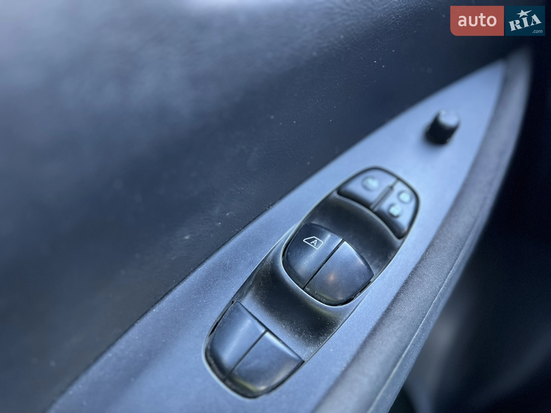 2015 Nissan Leaf - мініатюра 22