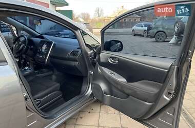 Хэтчбек Nissan Leaf 2014 в 