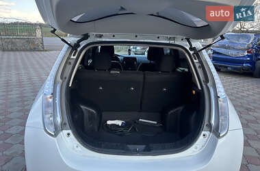 Хетчбек Nissan Leaf 2016 в 
