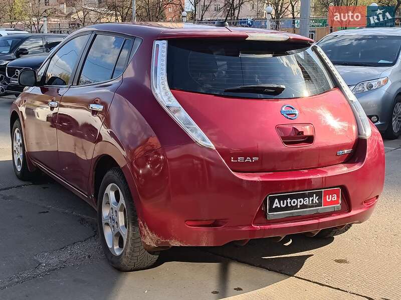 Хэтчбек Nissan Leaf 2015 в Харькове