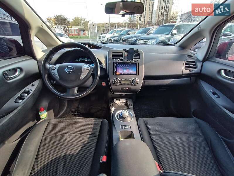 Хэтчбек Nissan Leaf 2015 в Харькове