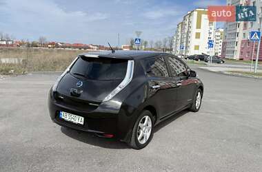 Хэтчбек Nissan Leaf 2014 в 