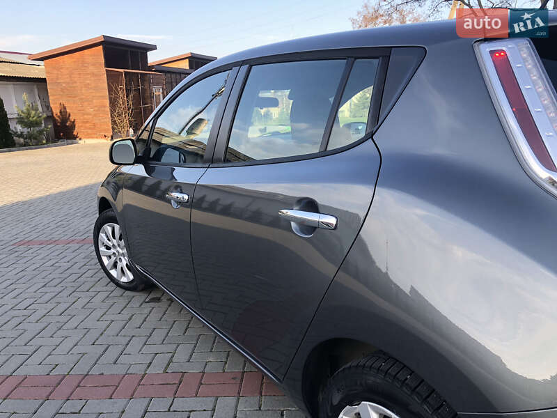 Хэтчбек Nissan Leaf 2017 в Золочеве