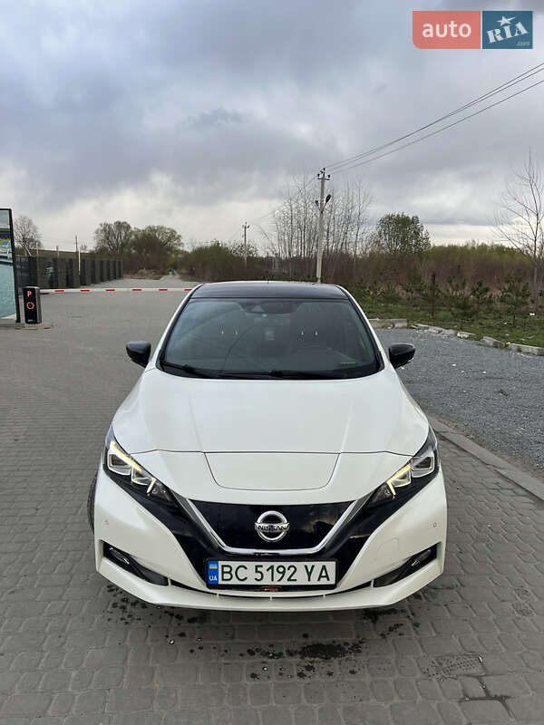 Хэтчбек Nissan Leaf 2018 в Львове