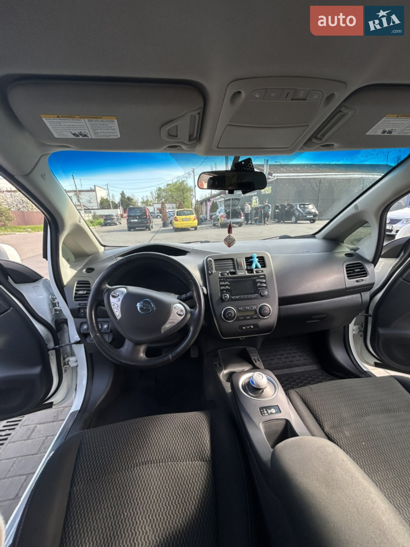 2014 Nissan Leaf - мініатюра 11