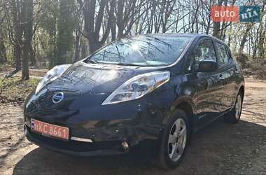 Хэтчбек Nissan Leaf 2015 в 