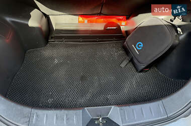 Хэтчбек Nissan Leaf 2014 в 