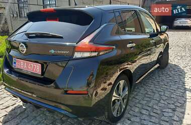 Хэтчбек Nissan Leaf 2020 в 