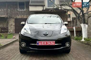 Хэтчбек Nissan Leaf 2014 в 