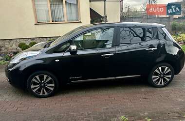 Хэтчбек Nissan Leaf 2014 в 