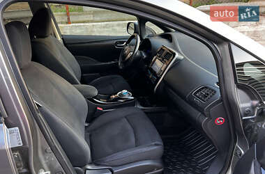 Хэтчбек Nissan Leaf 2014 в 