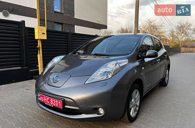 Хэтчбек Nissan Leaf 2014 в 