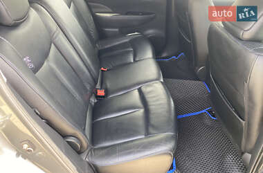 Хэтчбек Nissan Leaf 2015 в 