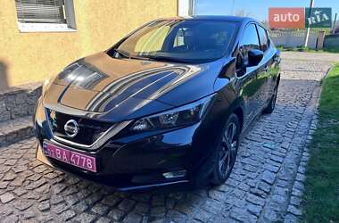 Хэтчбек Nissan Leaf 2020 в 