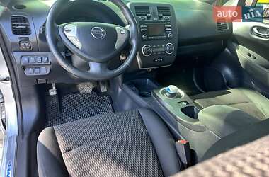 Хетчбек Nissan Leaf 2014 в 